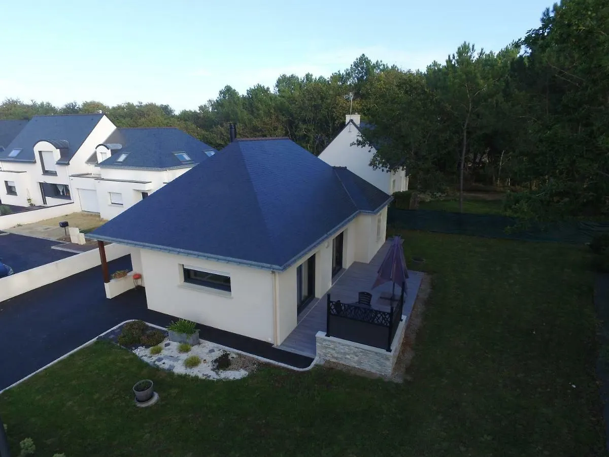Le Clos Du Bois Erdeven Holiday home
